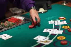 Online Blackjack land-based casino Australia